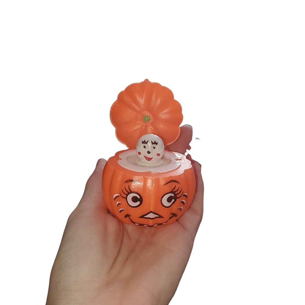 Rare Vintage Plastic Pop Up Squeaky Ghost In Pumpkin